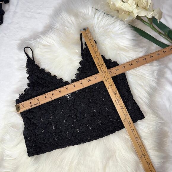 H&M Medium Black Lace Crop Tank Bralette Cami Floral Crochet Boho Coquette - Picture 7 of 7